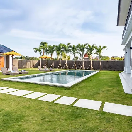 Villa Besakih 5Br, 5 Mins To Beach - Canggu